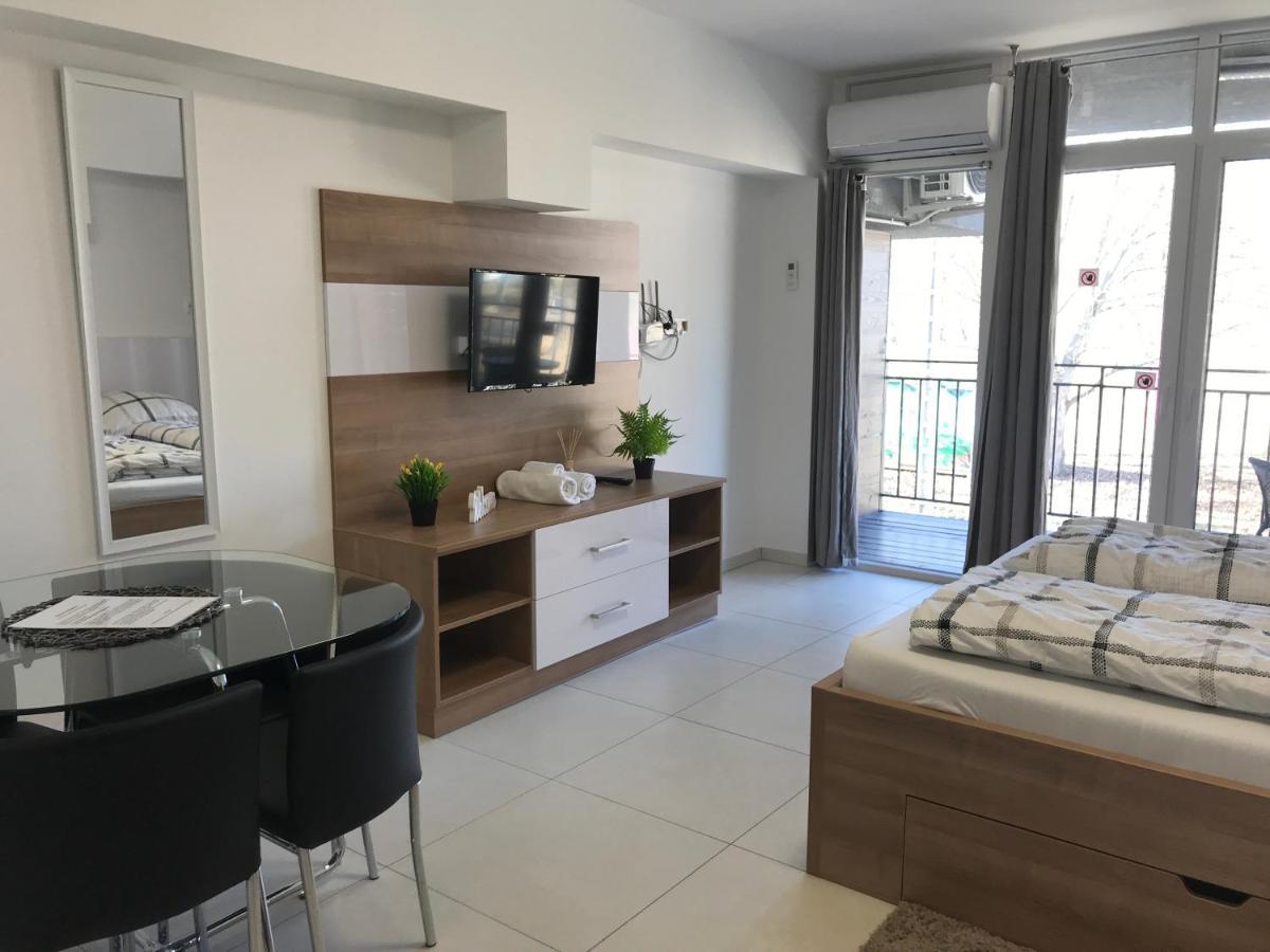 Tisza Gyongye Apartmanhaz Daire Segedin Dış mekan fotoğraf