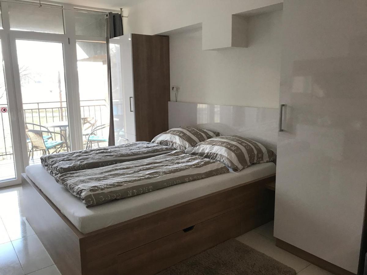 Tisza Gyongye Apartmanhaz Daire Segedin Dış mekan fotoğraf