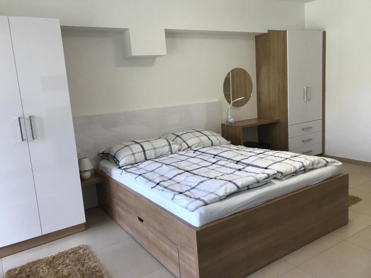 Tisza Gyongye Apartmanhaz Daire Segedin Dış mekan fotoğraf
