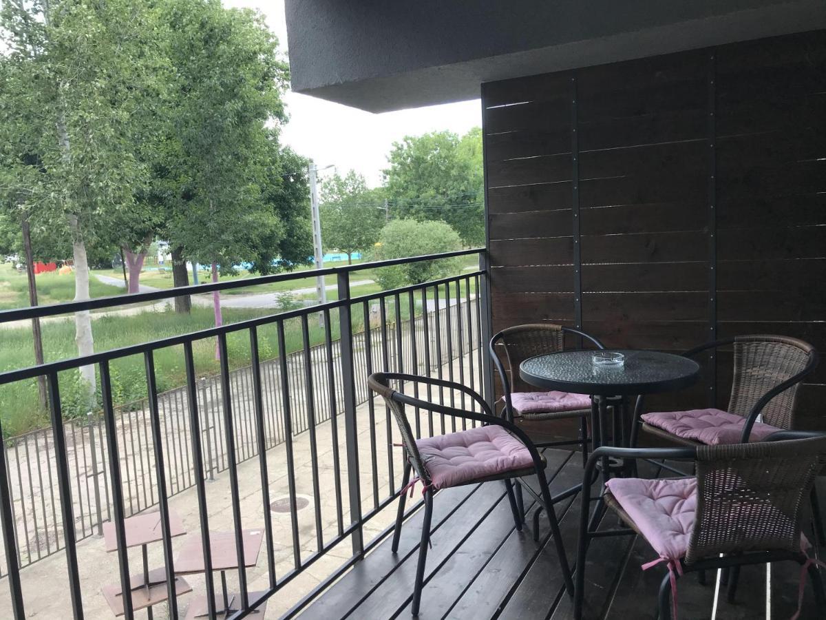 Tisza Gyongye Apartmanhaz Daire Segedin Dış mekan fotoğraf